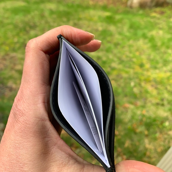 Authentic Coach signature leather card case - Picture 3 of 8